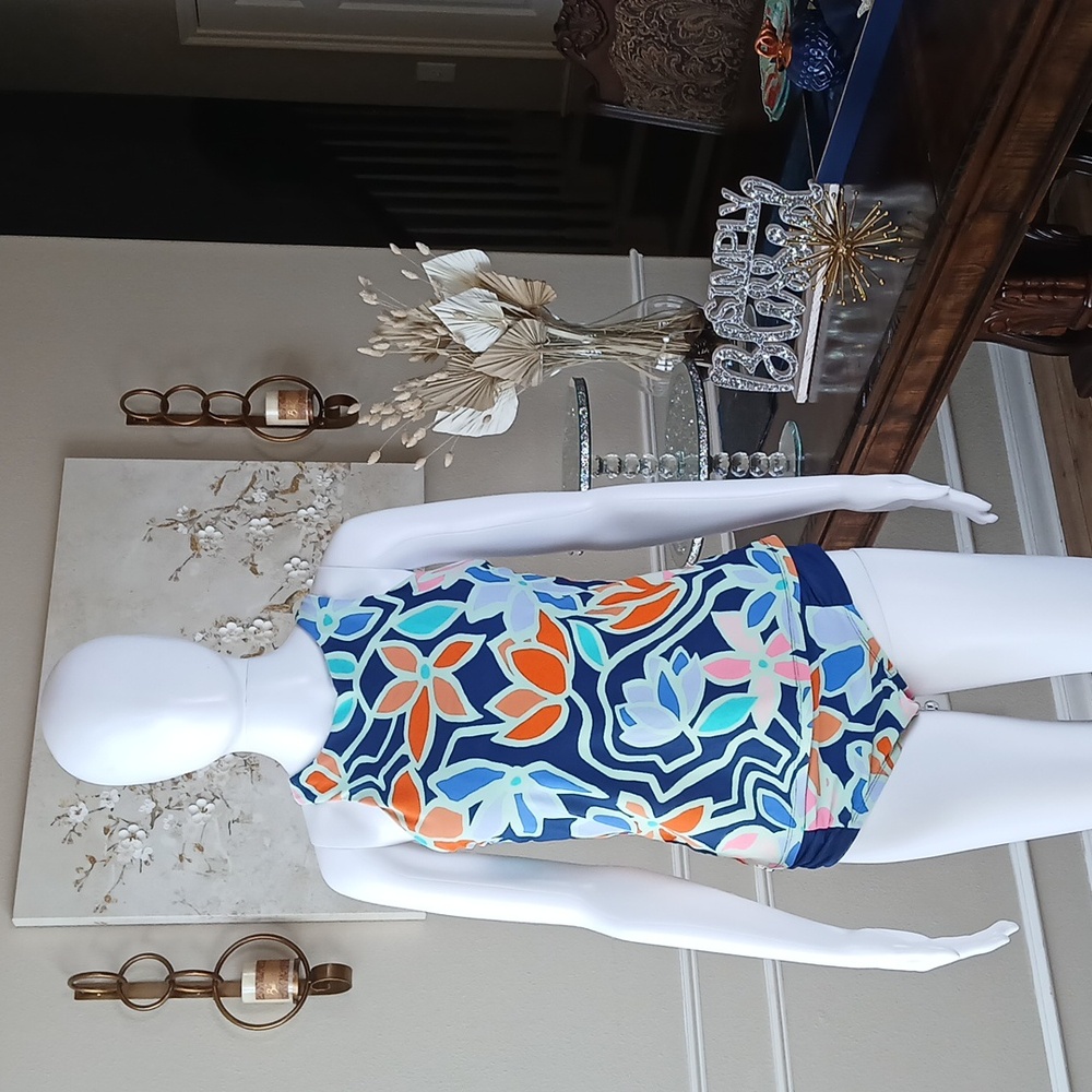 Women's Skechers Floral Patterned 2 Pc Tankini Set Swimwear. Size M - Picture 14 of 17
